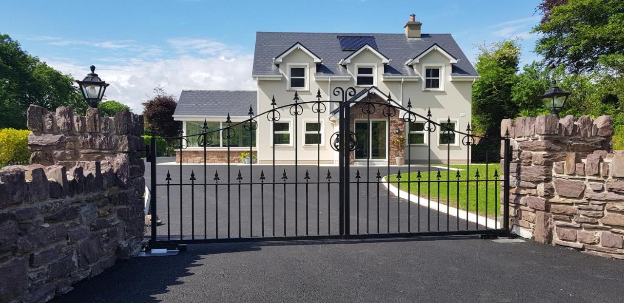 Mountain View Bed & Breakfast, Kenmare, Co. Kerry, Ireland Exteriör bild